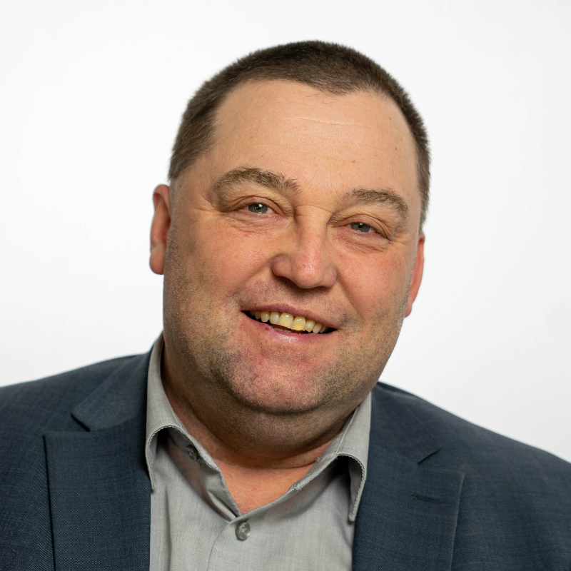  Guido Karius